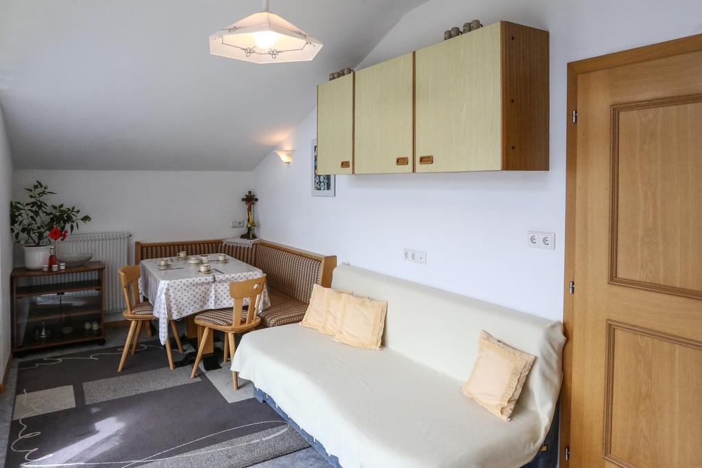 Bauernof Mittermueller Apartment Feldthurns Bilik gambar